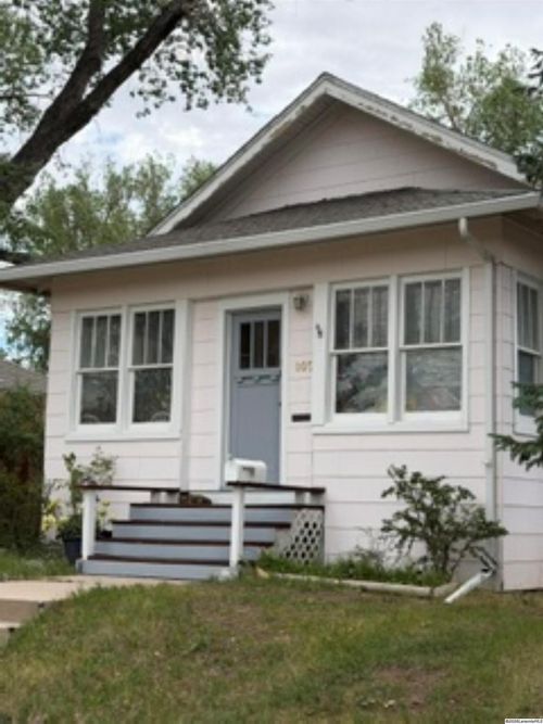 805 S 11th Street, Laramie, WY, 82070 | Card Image