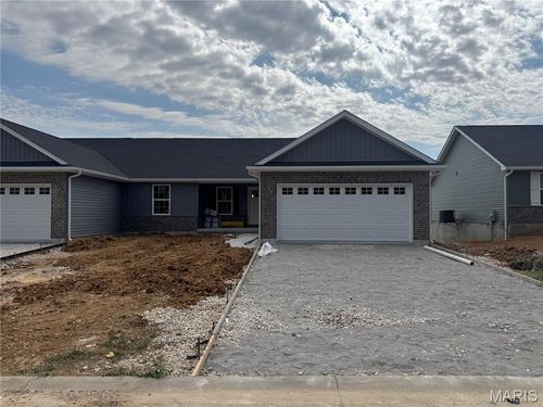 266 Railroad Street, Moscow Mills, MO, 63362 | Card Image