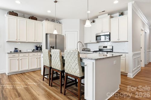 1022 Mendenhall St, Indian Trail, NC, 28079-9496 | Card Image