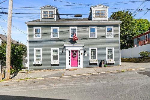 apt-1-4 Cross St, Marblehead, MA, 01945-2396 | Card Image
