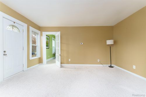 407 S Cedar St, Williamston, MI, 48895-1411 | Card Image