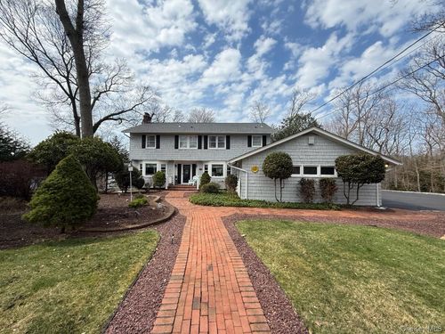 12 Knoll Crest, Brookhaven, NY, 11764 | Card Image