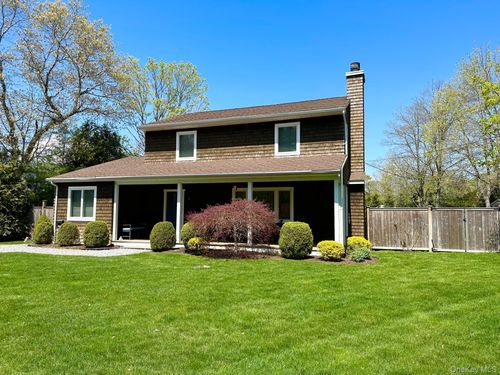 20 Meeting House Rd, Westhampton Beach, NY, 11978-2125 | Card Image