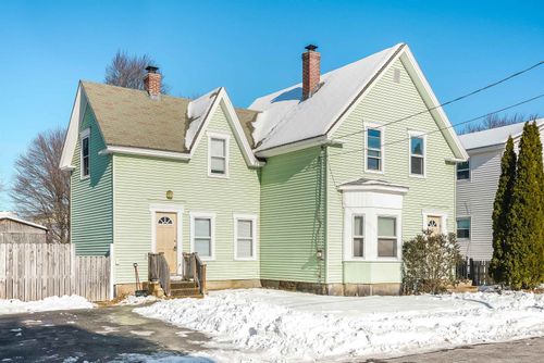 832 Clay St, Manchester, NH, 03103-3708 | Card Image