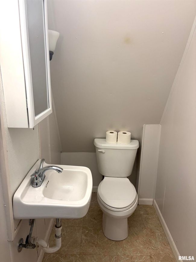 286 Kochs Ln, House other with 2 bedrooms, 2 bathrooms and null parking in Meredosia IL | Image 76