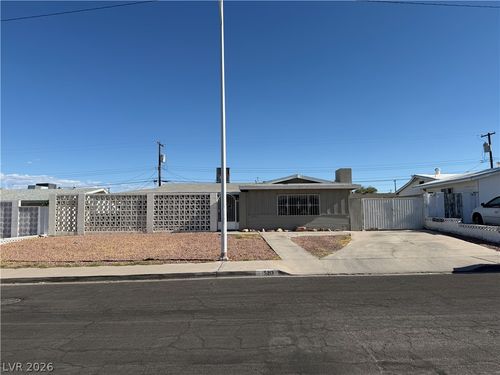 5213 Longridge Ave, Las Vegas, NV, 89146-1428 | Card Image