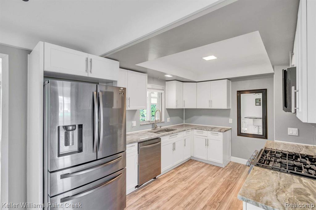 Skyline St, Roseville, MI 48066