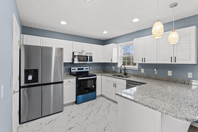 6141 Steve Scarlett Pl, House other with 5 bedrooms, 4 bathrooms and 2 parking in La Vergne TN | Image 4
