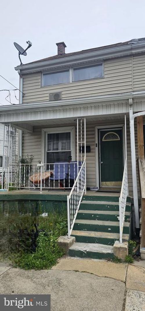 23 N Broad Mountain Ave, FRACKVILLE, PA, 17931-1401 | Card Image