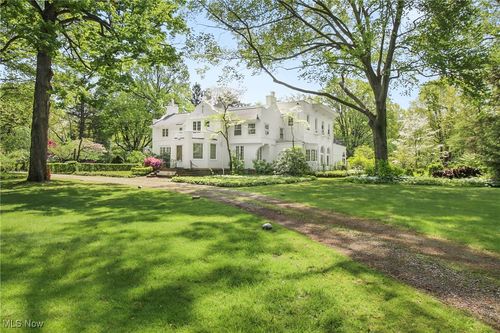 12016 Lake Shore Blvd, Bratenahl, OH, 44108-1125 | Card Image