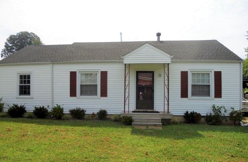 118 Golf Club Ln, Springfield, TN, 37172-4015 | Card Image