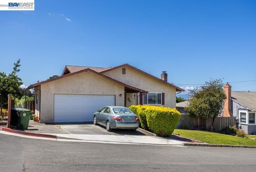 4591 Edwards Ln, Castro Valley, CA, 94546-4734 | Card Image