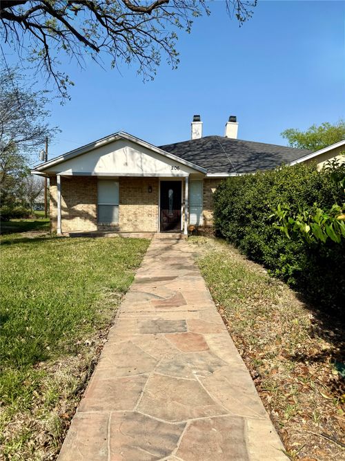 206 Matt Pl, Grand Prairie, TX, 75051-1870 | Card Image