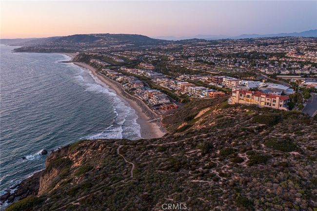 B - 34385 Dana Strand Rd, Condo with 3 bedrooms, 4 bathrooms and 7 parking in Dana Point CA | Image 39