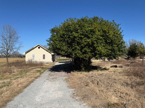 359 Clearwater Rd, Ten Mile, TN, 37880-4243 | Card Image