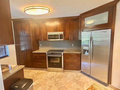 apt-311-10501 W Broward Blvd, Plantation, FL, 33324-2120 | Card Image