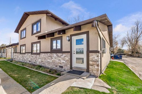 145 Robbins Ave, Twin Falls, ID, 83301-3760 | Card Image