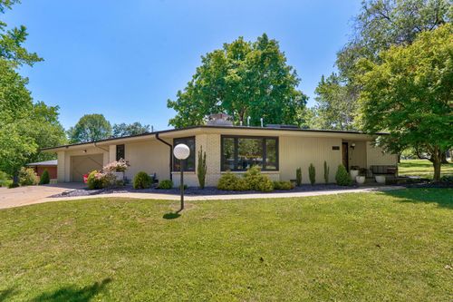 2709 S Glendale Ave, Springfield, MO, 65804-3826 | Card Image