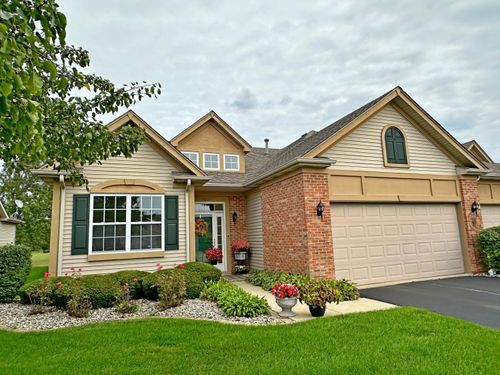 1601 Schaller Ln, Dyer, IN, 46311-1645 | Card Image