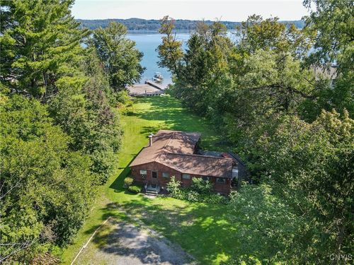 1836 W Lake Rd, Skaneateles, NY, 13152-9616 | Card Image