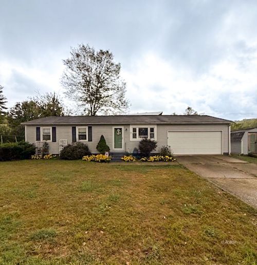 3 Farhills Dr, Athens, OH, 45701-9506 | Card Image