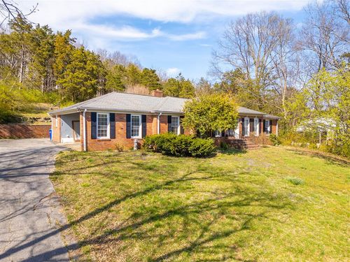 127 Daleview Cir, Russellville, KY, 42276-2165 | Card Image