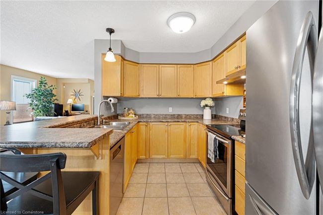 74 Colton Cir, Townhouse with 3 bedrooms, 4 bathrooms and 3 parking in Kitchener ON | Image 15