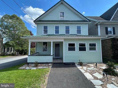 256 W Main St, RINGTOWN, PA, 17967-9539 | Card Image