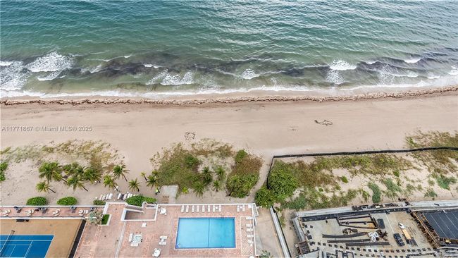 APT-2801 - 1370 Ocean Blvd, Condo with 2 bedrooms, 3 bathrooms and null parking in Pompano Beach FL | Image 37