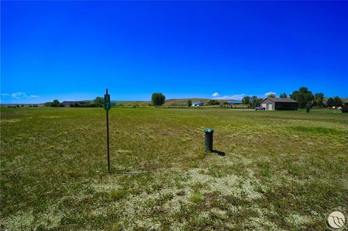 Lot Lot Drive, Joliet, MT, 590 | Card Image