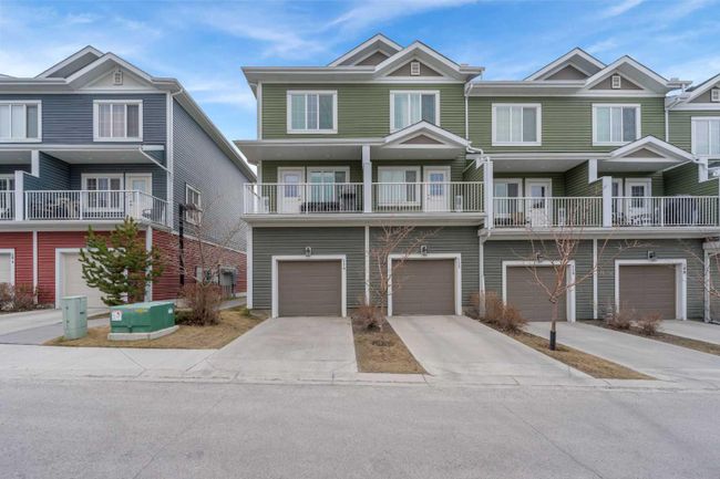 114 Evansridge Common Nw, Home with 2 bedrooms, 2 bathrooms and 2 parking in Calgary AB | Image 3