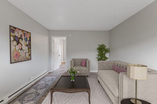 apt-70-276 White Bridge Pike, Nashville, TN, 37209-3230 | Card Image