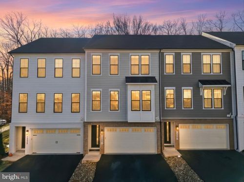 14661 Battery Ridge Ln, CENTREVILLE, VA, 20120-2889 | Card Image