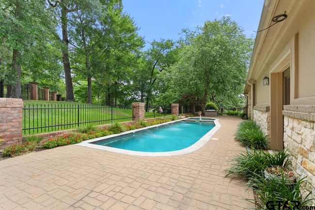 7034 Walden Dr, House other with 3 bedrooms, 2 bathrooms and null parking in Tyler TX | Image 27