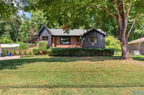 8124 Hickory Hill Ln Se, Huntsville, AL, 35802-3251 | Card Image