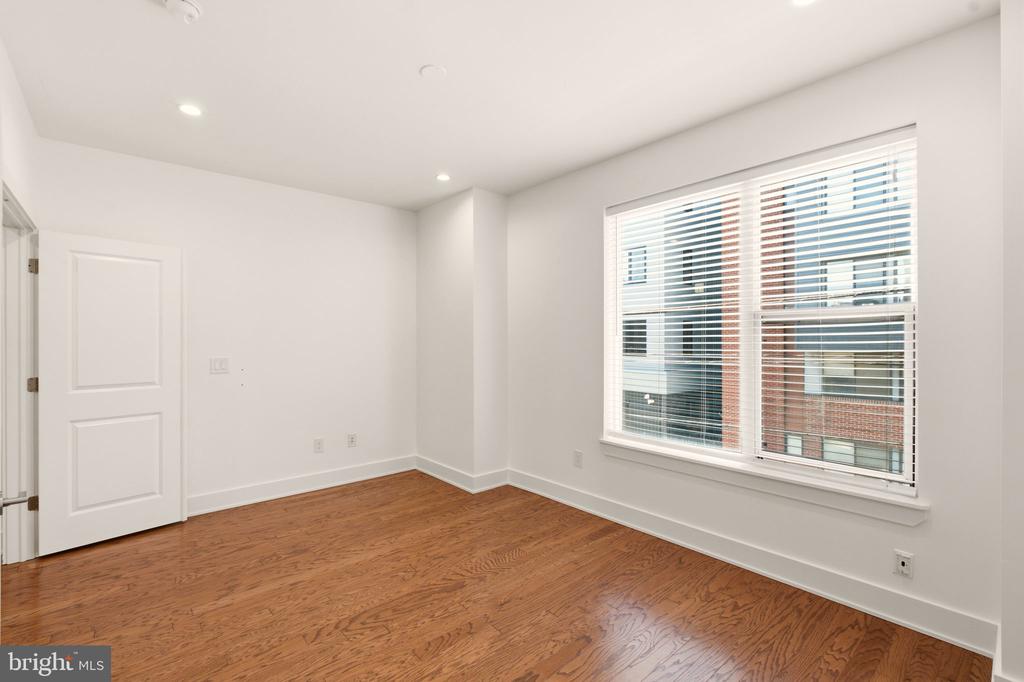 Residential in PHILADELPHIA 5