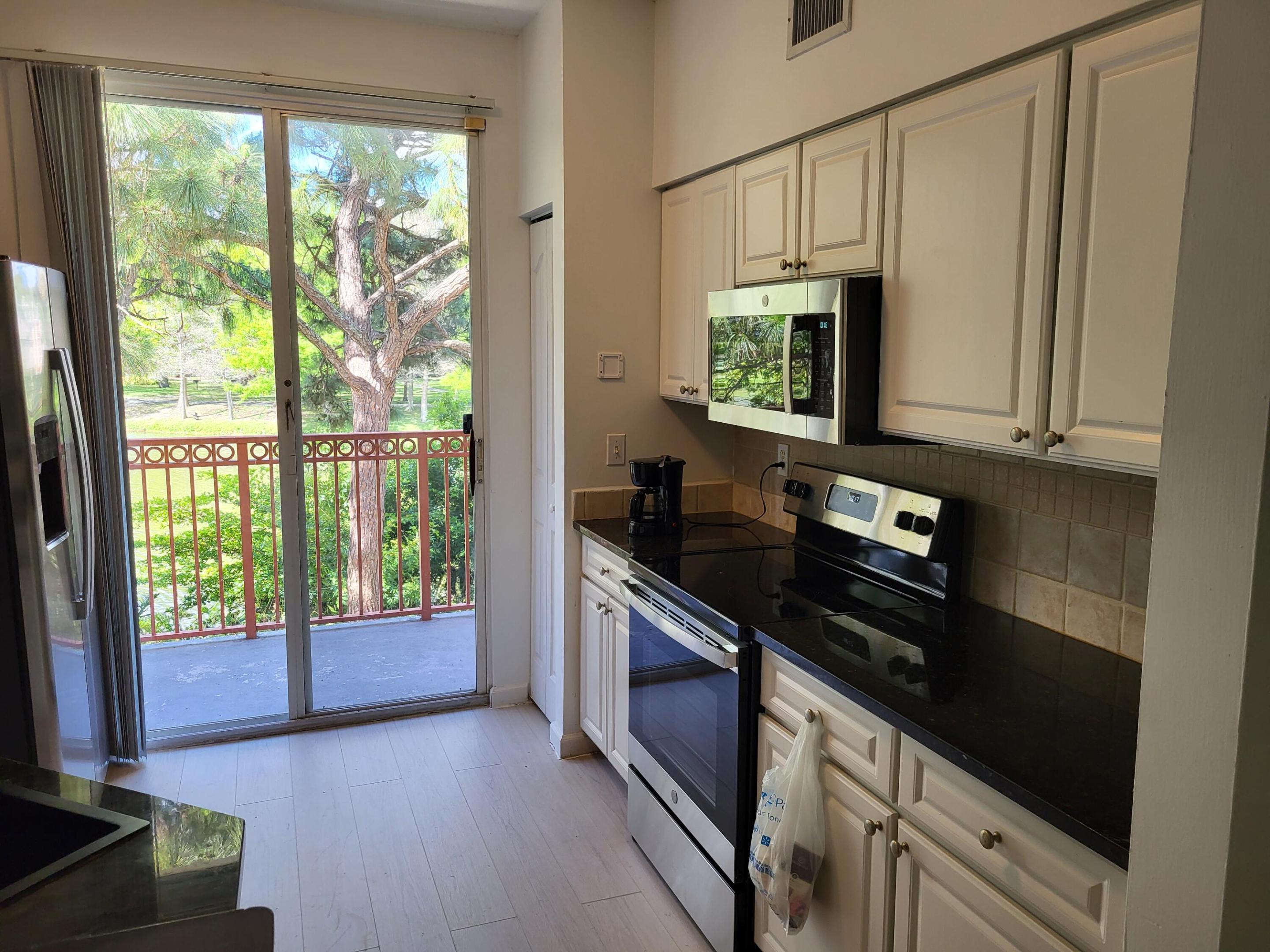 Residential Lease in Delray Beach 2