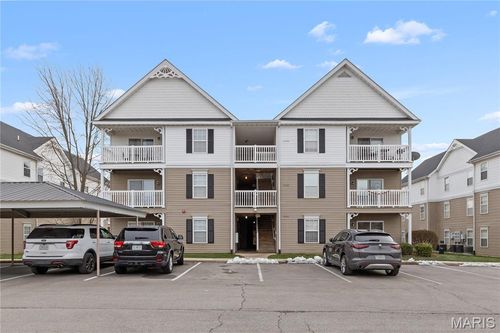 2b-10201 Spring Creek Ln, O Fallon, MO, 63368-7530 | Card Image