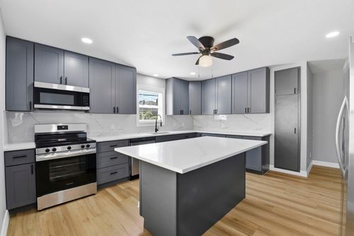 1415 Ball, Galveston, TX, 77550-4853 | Card Image