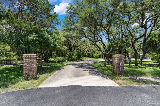 10623 Alta Loma, House other with 3 bedrooms, 3 bathrooms and null parking in Helotes TX | Image 41
