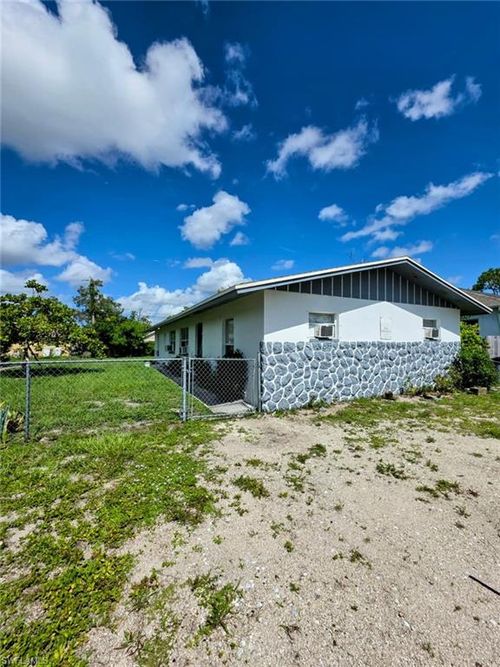 5626 6th Ave, Fort Myers, FL, 33907-2929 | Card Image