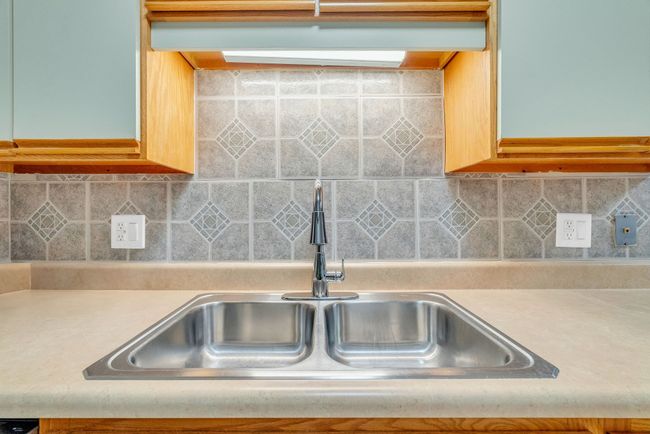 37231 Glenbrook Dr, Condo with 2 bedrooms, 2 bathrooms and null parking in Clinton Township MI | Image 15