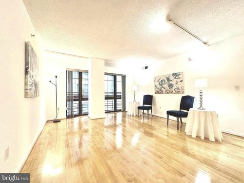 404-7923 Eastern Ave, SILVER SPRING, MD, 20910-5804 | Card Image
