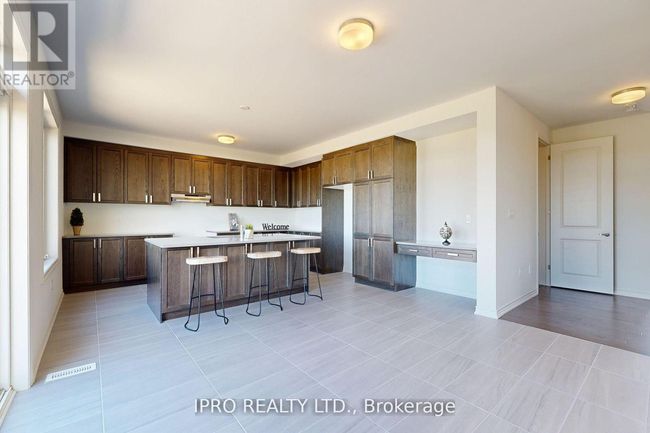 51 Sparrow Way, House other with 4 bedrooms, 4 bathrooms and 4 parking in Adjala-Tosorontio (Colgan) ON | Image 19