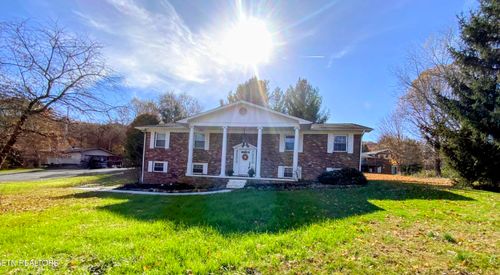 6817 Cochise Dr, Knoxville, TN, 37918-5254 | Card Image