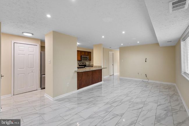 512 - 12407 Hickory Tree Way, Condo with 2 bedrooms, 2 bathrooms and null parking in GERMANTOWN MD | Image 4