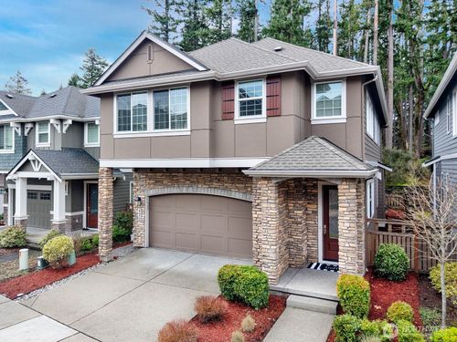 479 5th Ave Ne, Issaquah, WA, 98029-5017 | Card Image