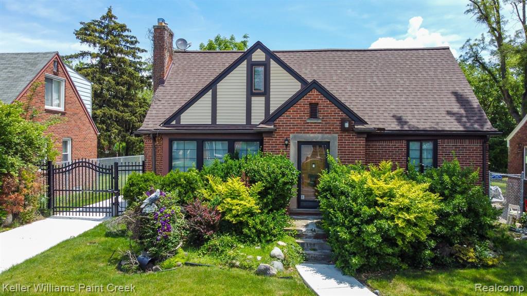 Hubbell St, Detroit, MI 48235