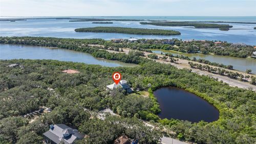 2000 Bayview Dr, Tierra Verde, FL, 33715-2514 | Card Image
