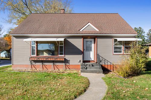 1695 2nd Ave, Cumberland, WI, 54829-9229 | Card Image